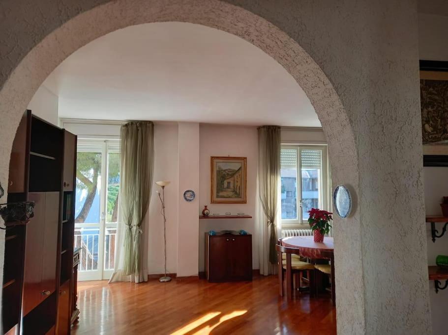 Casa Lola Apartment Livorno Exterior foto